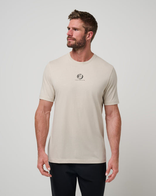 Shot Maker Tee Italian Sand | Travis Mathew Smart Buy